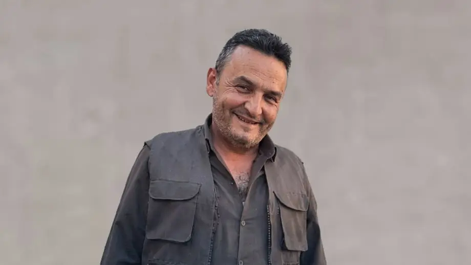 مرور نصف سنة على سجن إيراني كردي بدون توجيه أي تهمة له.