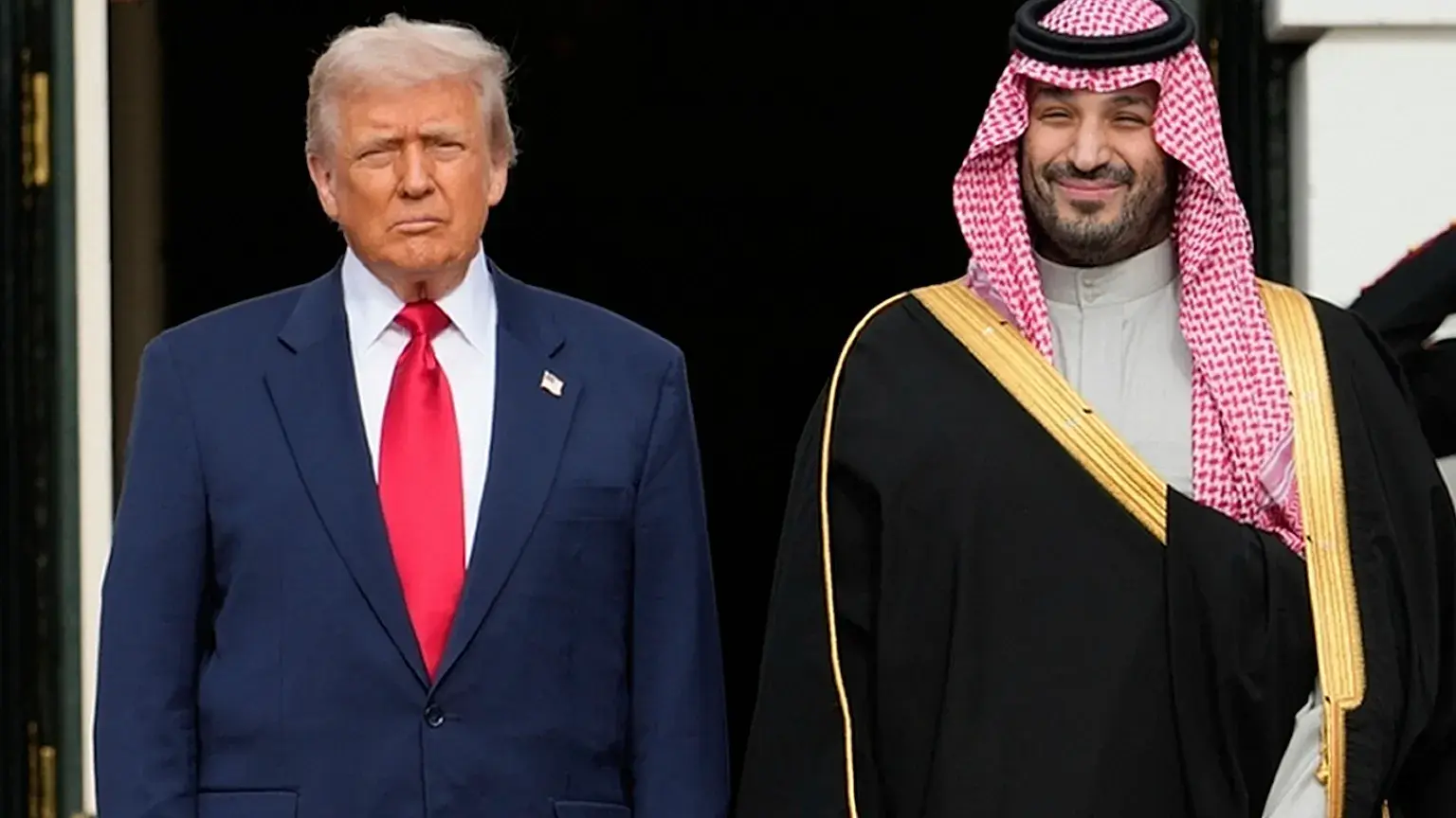 بن سلمان للرئيس الأمريكي: لا تضربوا إيران