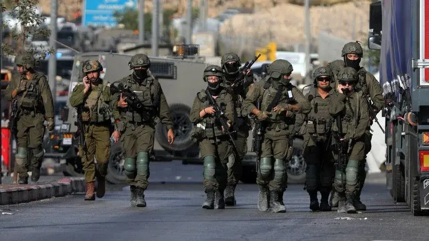 الخليل تحت الحصار.. الاحتلال الإسرائيلي يهدم منازل ويعتقل عشرات الفلسطينيين ويهجّر مئات العائلات