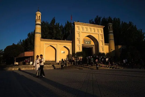 أبواب مسجد كاشغر التاريخي مفتوحة للسياح وليس للمصلين 24 IMG 20231020 222747 965