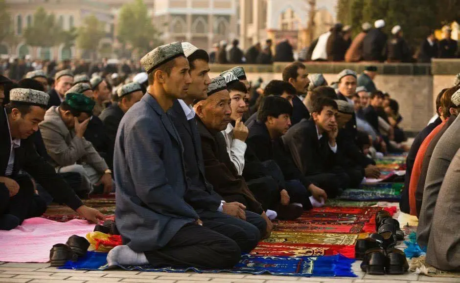 الكشف عن مصير اللاجئين الأويغور الذين تم ترحيلهم من كمبوديا في عام 1431هـ (2009م) 28 11