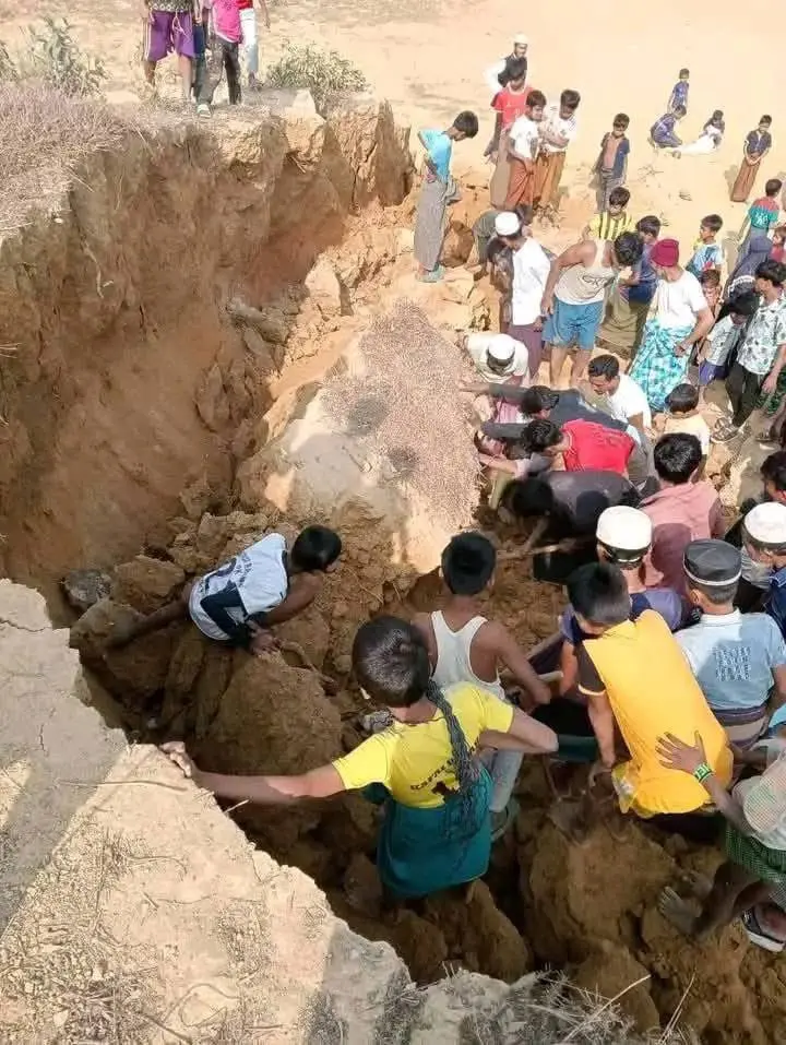 انهيار أرضي مدمّر في المخيم 04 للروهينجا في بنغلاديش 3 ٢٠٢٥٠١٠٩ ١٩٢٢١٢