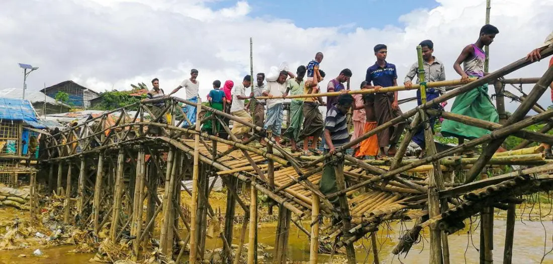 36982295 die bruecke zerbricht immer weiter es fehlen ressourcen sahat zia hero rohingyatographer magazine NXBG