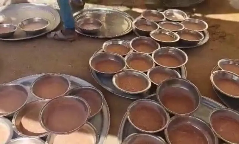 Ambaz meal prepared by volonteers in a collective kitshen in El Fasher 802x485 1