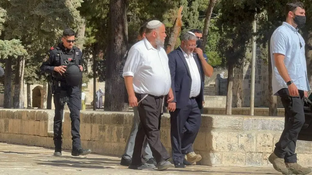 تقرير وصل الأسبوعي للعالم الإسلامي: أبرز الأحداث من 18 إلى 26 ربيع الثاني 42 photo 2025 10 18 22 14 25