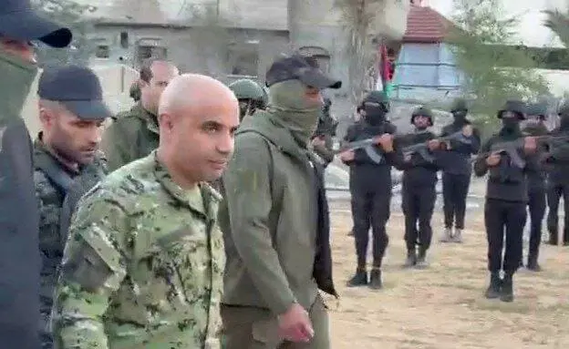 تقرير وصل الأسبوعي للعالم الإسلامي: أبرز أحداث الأسبوع الثالث من جمادى الثاني 9 photo 2025 12 12 08 49 28