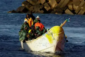 وصول 274 مهاجرًا إلى جزر الكناري الإسبانية خلال عطلة نهاية الأسبوع 16 1a29404ff447aef148b49d489c1f2225344167c7