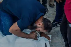 الاحتلال يواصل قصف غزة ويقتل أكثر من 20 فلسطينياً.. ووزراء إسرائيليون يطالبون بإعادة الاستيطان في القطاع 21 Gaza 719 980x653 1