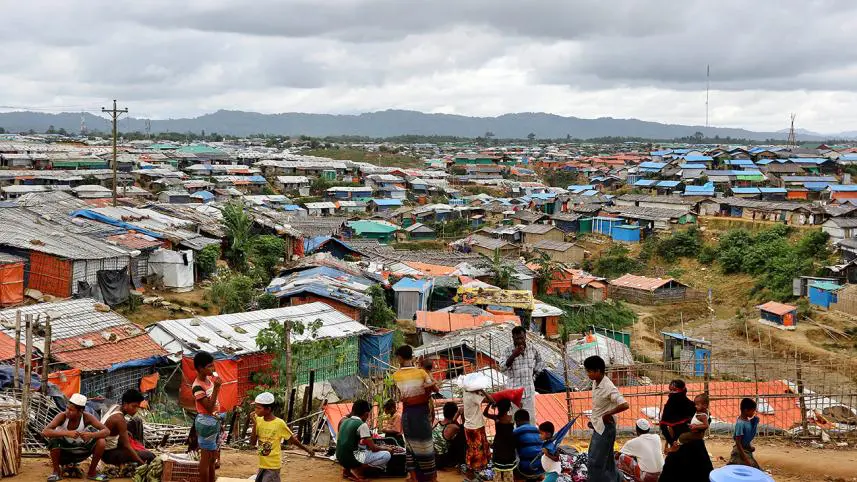 أزمة الروهينجا تتفاقم وسط تراجع الدعم الدولي.. وبنغلاديش تبحث عن مخرج سياسي 2 Rohingya camps in Coxs Bazar. Photo Anisur Rahman