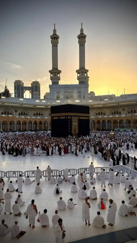 بالصور: موسم الأمطار يفاقم معاناة الروهينجا في ظل هشاشة البنية التحتية | أبرز الصور من العالم الإسلامي 35 photo 5890951309425315176 y