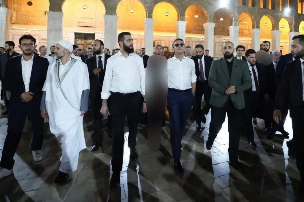 بالصور: موسم الأمطار يفاقم معاناة الروهينجا في ظل هشاشة البنية التحتية | أبرز الصور من العالم الإسلامي 32 photo 5947113186551074723 y