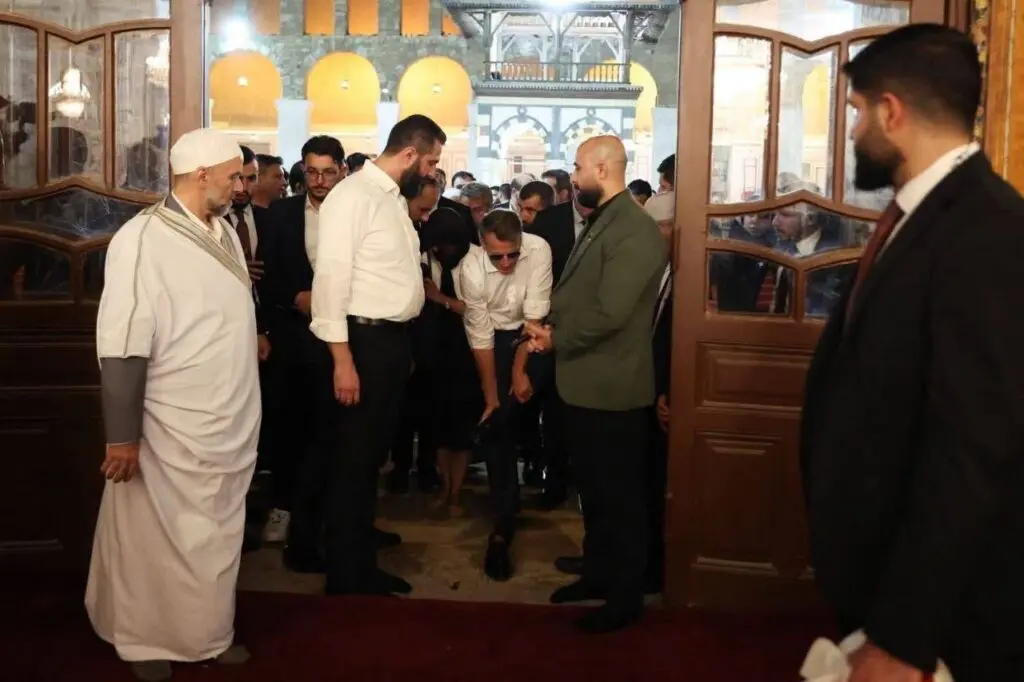 بالصور: موسم الأمطار يفاقم معاناة الروهينجا في ظل هشاشة البنية التحتية | أبرز الصور من العالم الإسلامي 33 photo 5947113186551074725 y