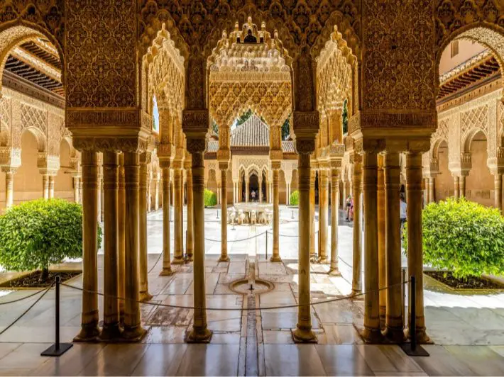 قصور المسلمين في الأندلس سياحة تاريخية دينية