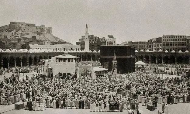 «حواضر الإسلام عبر التاريخ 1»: مكة.. من بيت الله بدأت حكاية أمة 5 8XrJfi SZ8MrAga Kql1emAz3ciA6rp8CUIr0vRvE9YQ4IpZfmI ctd1MXKfDqoiSDd1TsOmXpkFcCfqx4bOIAjbPslZ82E2x 1xFiZl