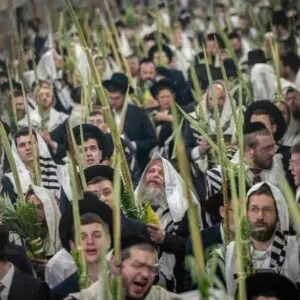 انتهاكات غير مسبوقة في «عيد العرش».. حين يتحول الاقتحام إلى محاولة لفرض واقع جديد في الأقصى 18 HTSav CWoAE axh