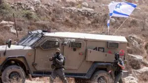 2026 الأكثر عنفًا في الضفة.. اعتداءات المستوطنين تتصاعد و76 فلسطينيًا قُتلوا منذ بداية العام 18 ISRAEL SOLDIERS WESTBANK AFP
