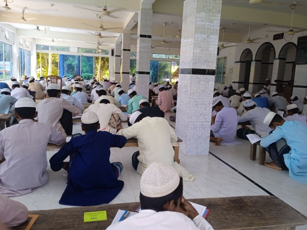 بالصور: أطفال النزوح في اليمن والحياة اليومية للاجئين الروهينجا| أبرز الصور من العالم الإسلامي 14 image 205