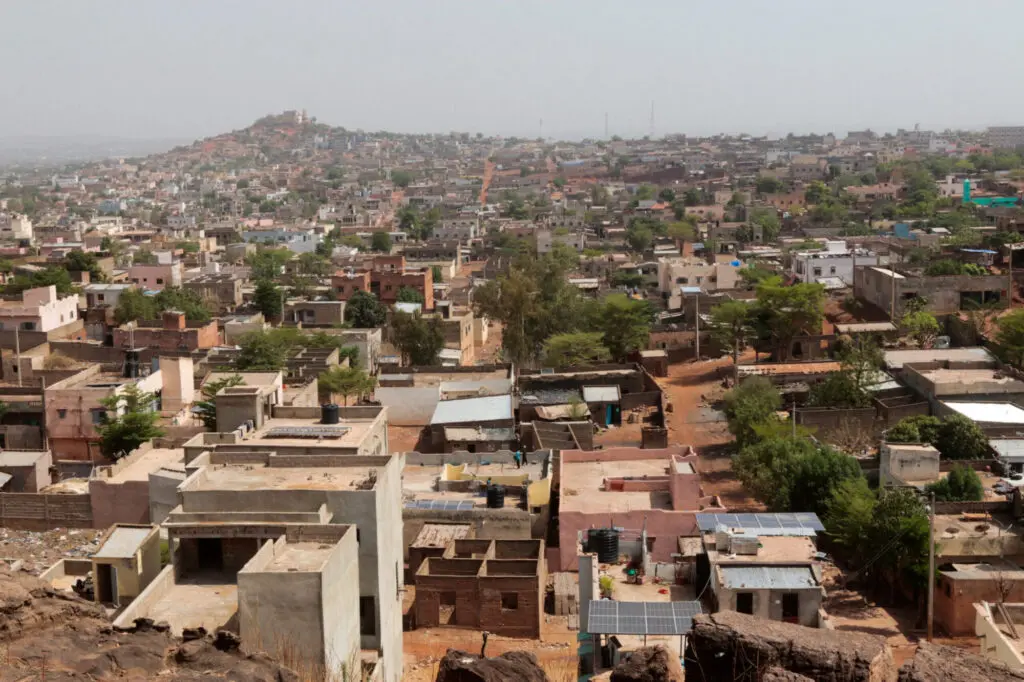 تحالف النصرة والطوارق يزعزع استقرار الحكم العسكري في مالي 2 mali article image e1778682684261