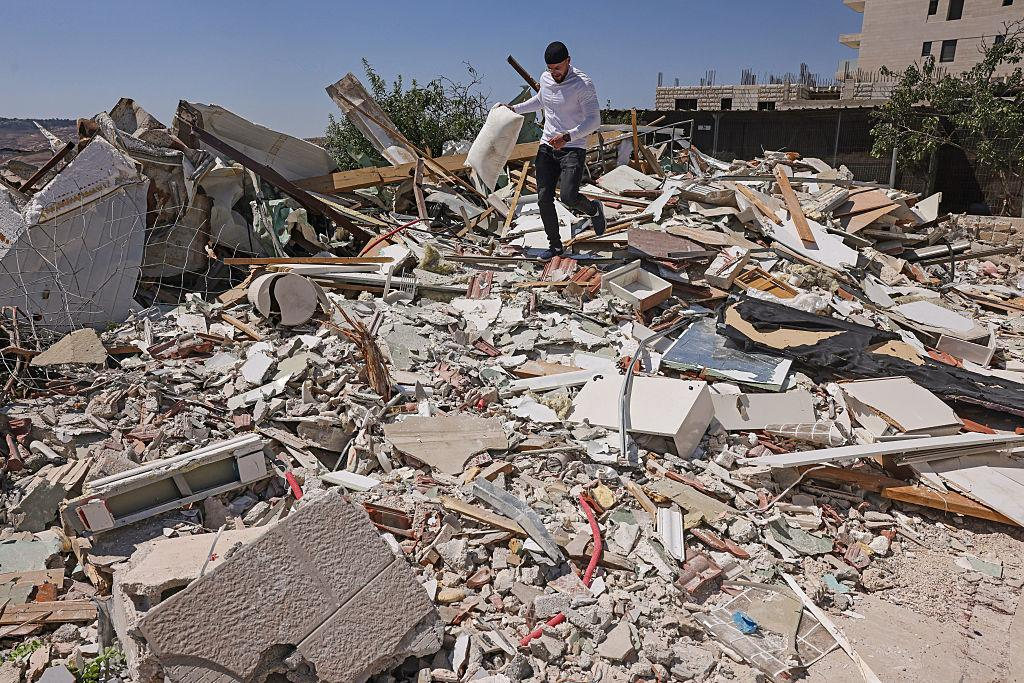 11,620 عملية هدم وتدمير لممتلكات الفلسطينيين خلال ثلاث سنوات.. والقدس تواجه سياسة «الهدم الذاتي» 3 image 79
