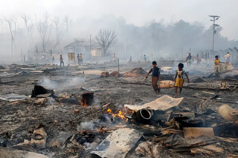 الحريق في مخيمات الروهينجا “جريمة مخطط لها”