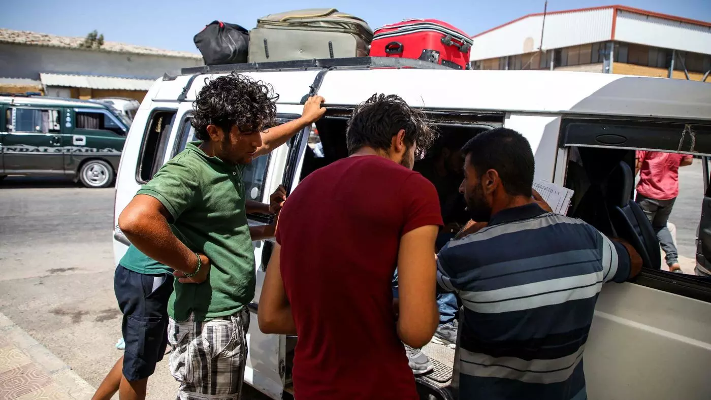 تركيا: بعد تعرضهم للشيطنة أثناء الانتخابات … ترحيل اللاجئين السوريين بشكل جماعي