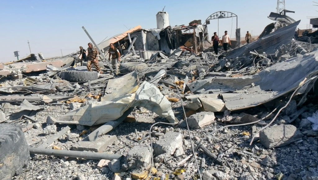 نزوح 70 ألف شخص في شمال غرب سوريا بسبب القصف المكثف بحسب وكالات الأمم المتحدة والسوريون يناصرون أهل فلسطين 71 نزوح 70 ألف شخص في شمال غرب سوريا بسبب القصف المكثف بحسب وكالات الأمم المتحدة والسوريون يناصرون أهل فلسطين