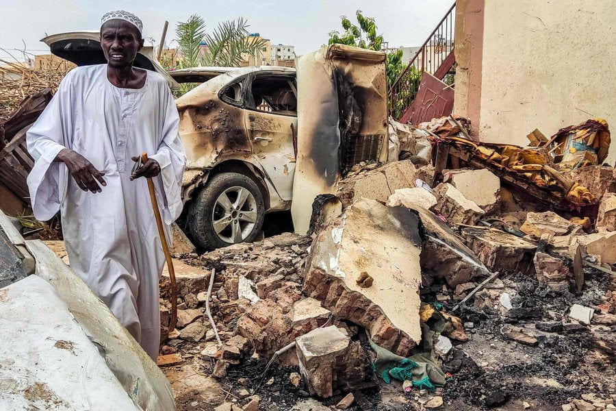كيف هي حياة السودانيين مع الحرب؟ 3 GA13gKSWUAAcZl8