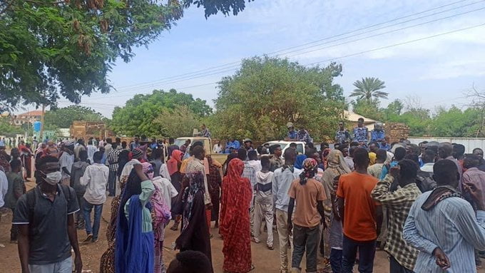 كيف هي حياة السودانيين مع الحرب؟ 25