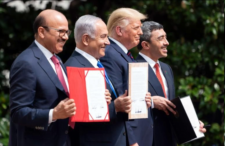 مخاوف غربية من تجاوز الإسلام خطط حصاره وعودته للقيادة بعد الحرب على غزة