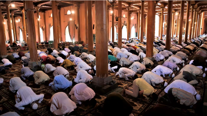 غضب كشمير على غزة يغلي مع استمرار الهند في السيطرة على الاحتجاجات