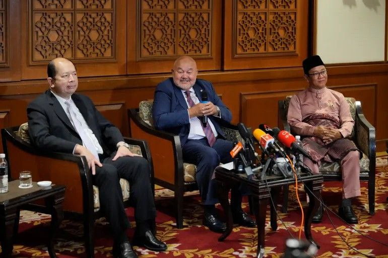 تايلاند والمسلمون المطالبون بالاستقلال يتفقون على خطة جديدة لإنهاء العنف 1 تايلاند والمسلمون المطالبون بالاستقلال يتفقون على خطة جديدة لإنهاء العنف