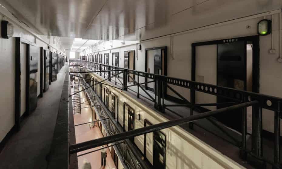 منظمة حقوقية: السجناء المسلمون استهدفوا ظلما برذاذ الفلفل في بريطانيا 63 منظمة حقوقية: السجناء المسلمون استهدفوا ظلما برذاذ الفلفل في بريطانيا