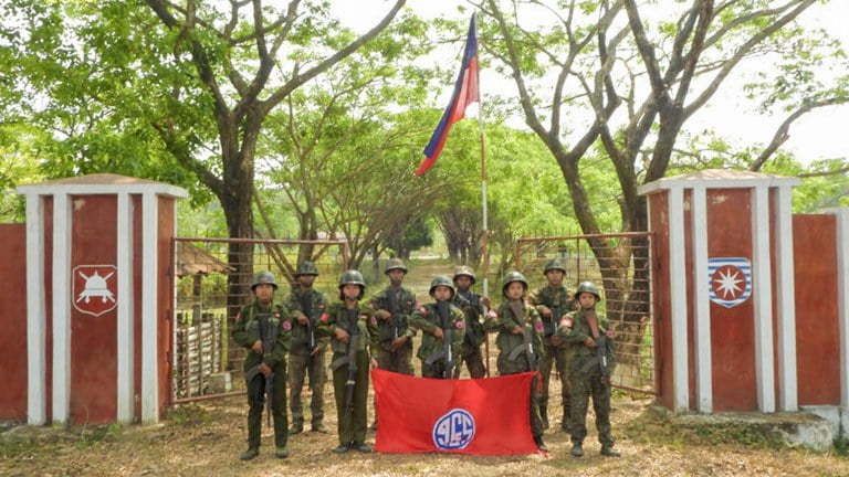 المجلس العسكري في ميانمار يهدد بمنع المساعدات الغذائية عن الروهينجا الذين يرفضون التدريب العسكري