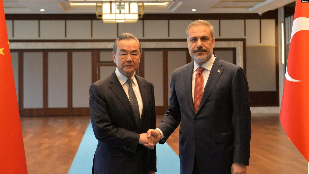 زيارة الدبلوماسي التركي إلى إقليم الإويغور في الصين تثير المخاوف
