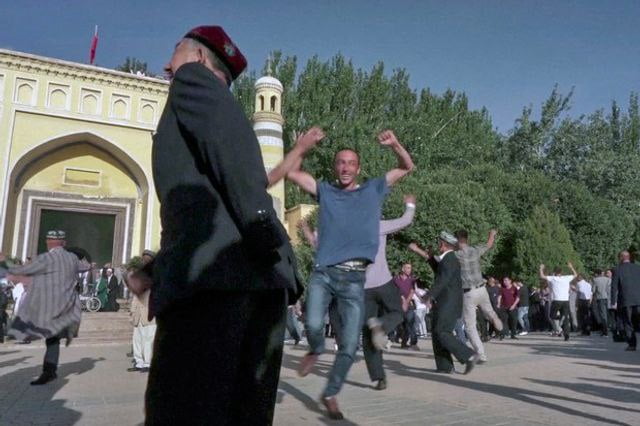 الصين تحظر على الأويغور في تركستان الشرقية الاحتفال بالأعياد الإسلامية 2 الصين تحظر على الأويغور في تركستان الشرقية الاحتفال بالأعياد الإسلامية