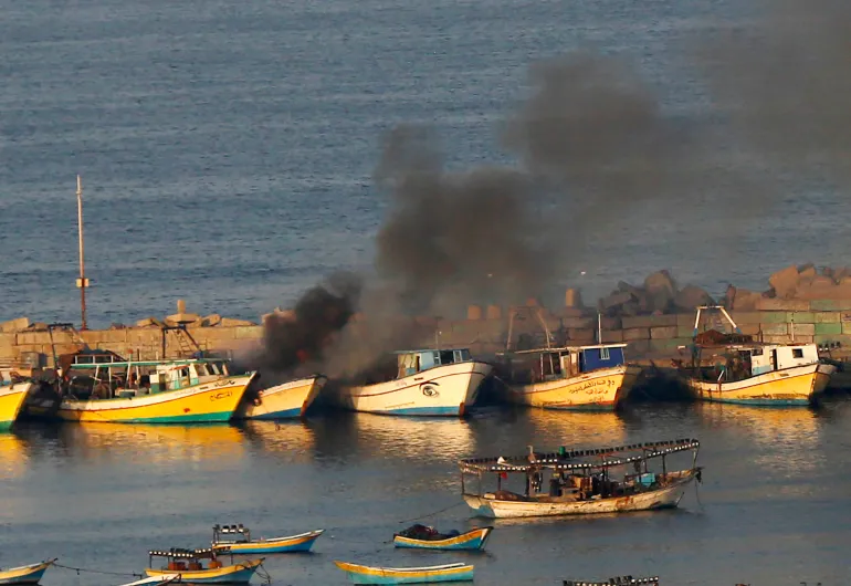 كيف دمرت "إسرائيل" قدرة غزة على إطعام نفسها؟ 16 AA 20231012 32379478 32379470 ISRAELI AIRSTRIKES CONTINUE ON THE 6TH DAY IN GAZA 1 1697112019