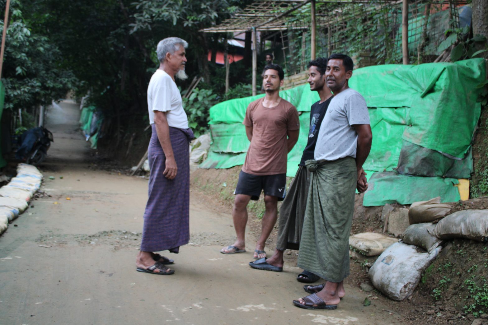 المجتمع الروهينجي منقسم بشأن خطة جيش أراكان لإقامة "إدارة شاملة" 36 المجتمع الروهينجي منقسم بشأن خطة جيش أراكان لإقامة “إدارة شاملة”