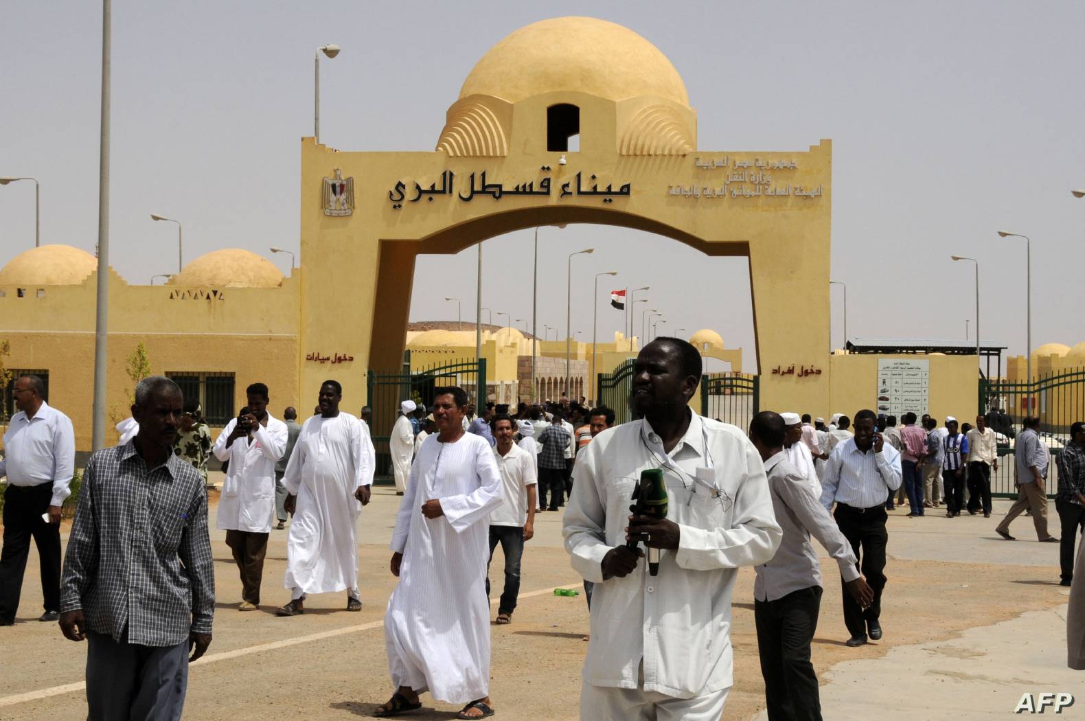 سياسات مصر مع اللاجئين السودانيين 16 سياسات مصر مع اللاجئين السودانيين