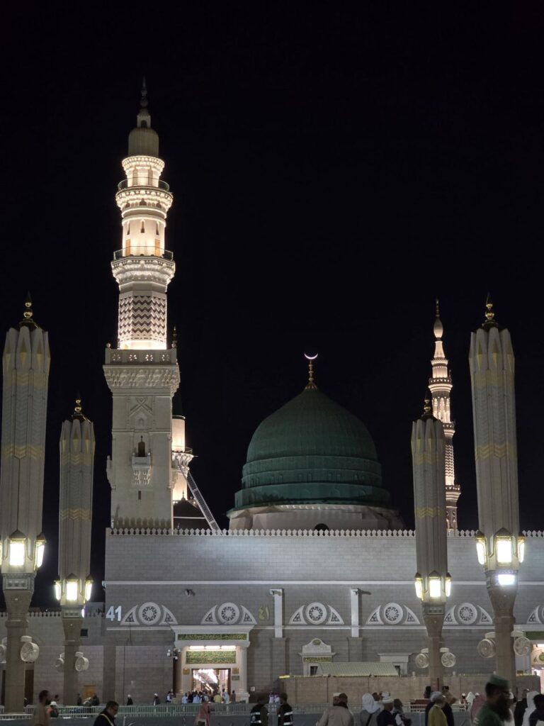 حصاد الأسبوع: أبرز الصور من العالم الإسلامي 59 IMG 20250308 005739 953