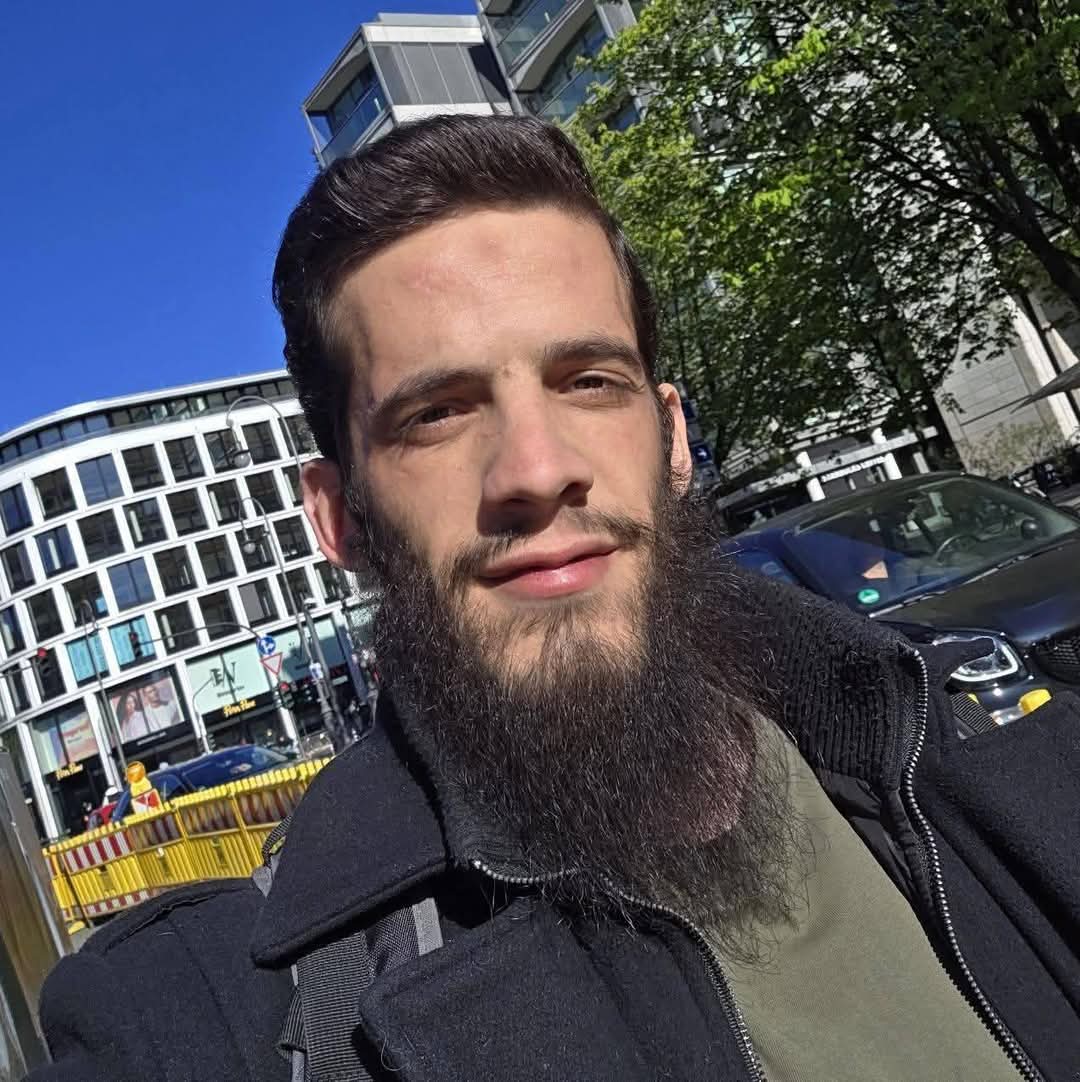 ألمانيا: وفاة شاب سوري في مركز لإيواء اللاجئين بعد تعرضه لاعتداء شديد