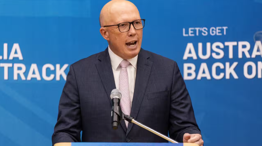 بيتر داتون: وظيفة المبعوث الرسمي لشؤون الإسلاموفوبيا قيد المراجعة في أستراليا، لكن دور المبعوث الرسمي لشؤون معاداة السامية لن يكون موضع مراجعة