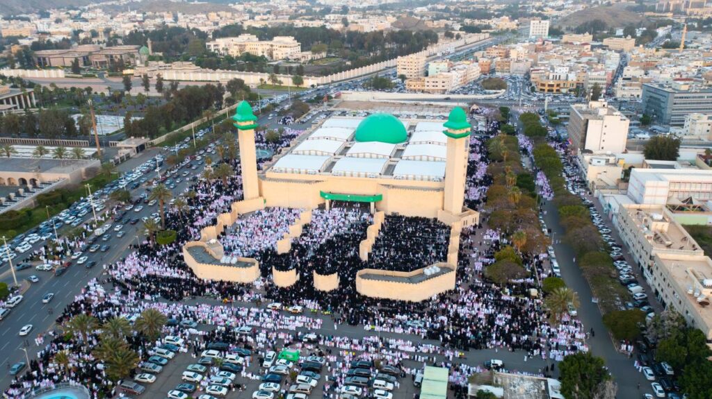 حصاد الأسبوع: أبرز الصور من العالم الإسلامي 63 photo 2025 04 04 20 38 27