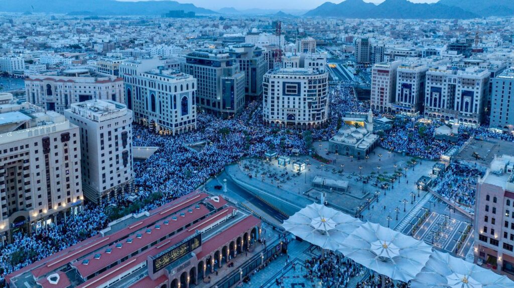 حصاد الأسبوع: أبرز الصور من العالم الإسلامي 65 photo 2025 04 04 20 39 24