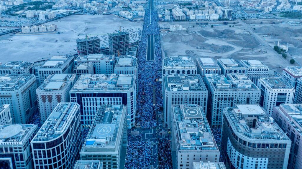 حصاد الأسبوع: أبرز الصور من العالم الإسلامي 64 photo 2025 04 04 20 39 27