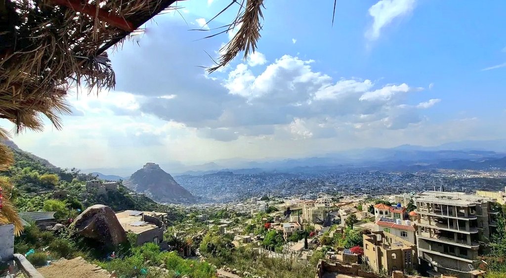 يمن مونيتور: أزمة السكن في تعز… هل يمكن أن يتحمل المواطنون العبء بمفردهم؟ 20 يمن مونيتور: أزمة السكن في تعز… هل يمكن أن يتحمل المواطنون العبء بمفردهم؟