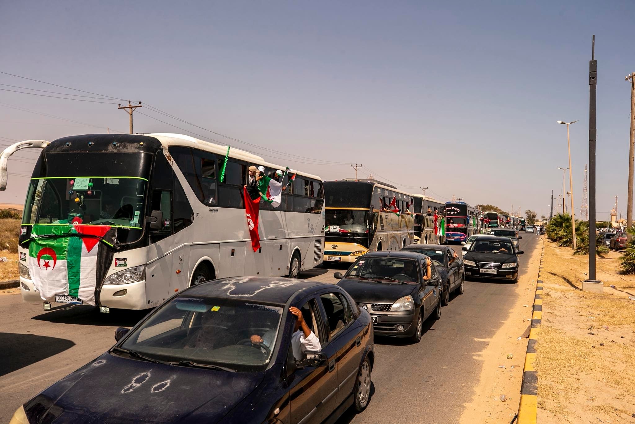 الحقيقة التي أعادت تجليتها لنا قافلة الصمود 1 1749577592990 25cd8009a669