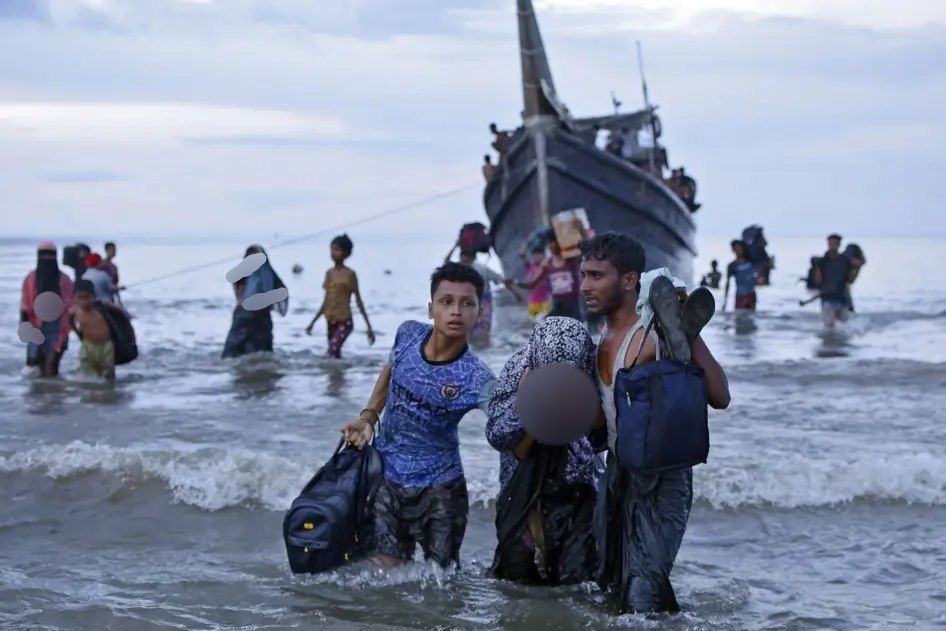غرق جماعي للاجئي الروهينجا: مأساة تغذيها وحشية جيش أراكان ولا مبالاة المجتمع الدولي