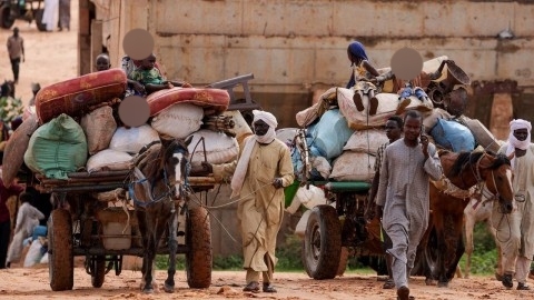 السودان الأعلى عالميا: 122.1 مليون نازح قسريا بسبب الحروب حتى 1446هـ (أبريل 2025م) 96 السودان الأعلى عالميا: 122.1 مليون نازح قسريا بسبب الحروب حتى 1446هـ (أبريل 2025م)