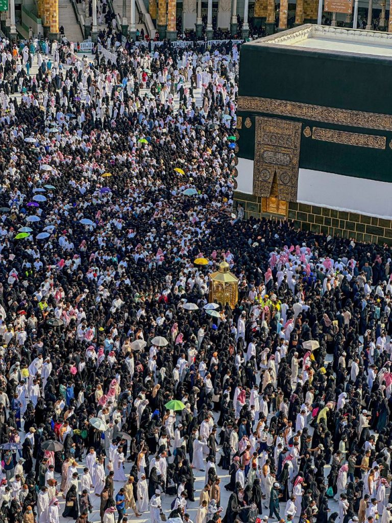 حصاد الأسبوع: أبرز الصور من العالم الإسلامي 47 photo 2025 06 07 08 55 51 1
