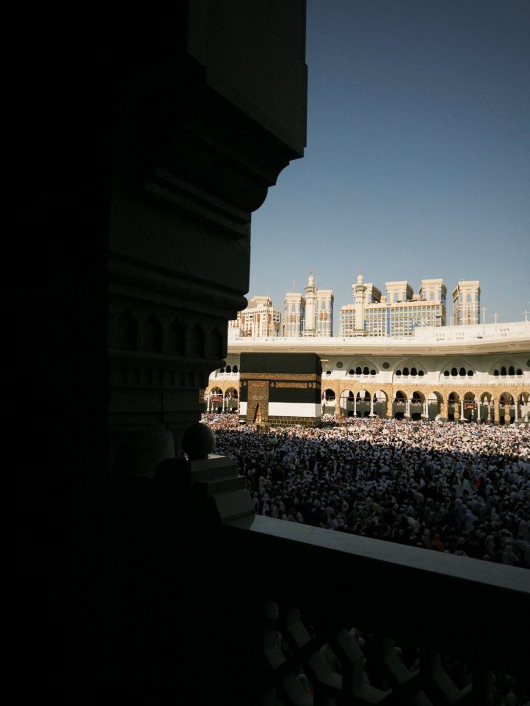 حصاد الأسبوع: أبرز الصور من العالم الإسلامي 32 photo 2025 06 14 01 20 21